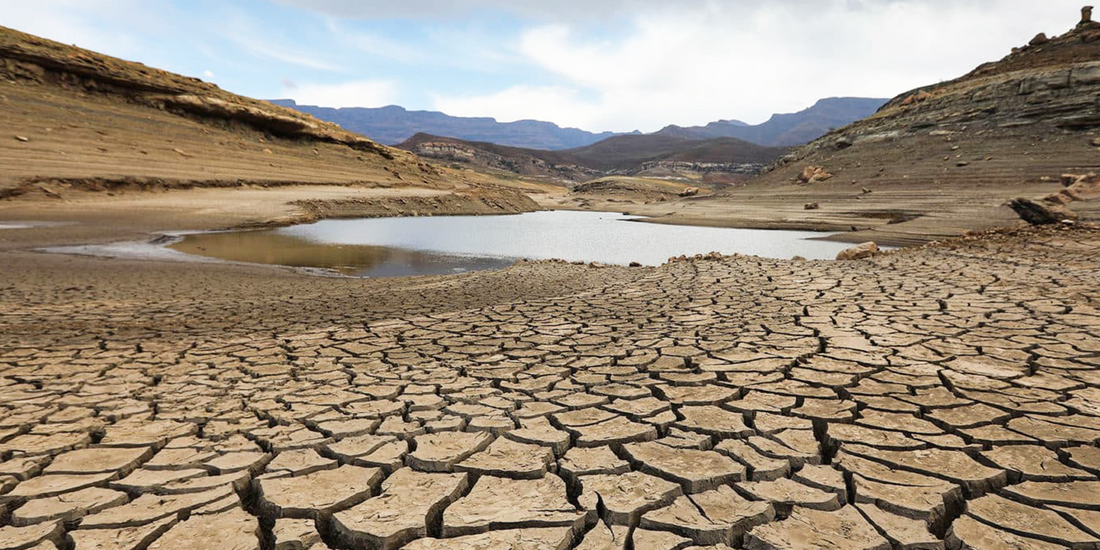 كيف يواجه المغرب أزمة الجفاف وندرة المياه؟
