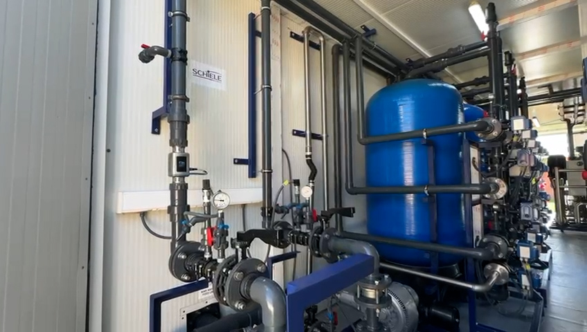 هذه مراحل إنتاج الماء الصالح للشرب عبر المحطات المتنقّلة لتحلية المياه الأجاجة