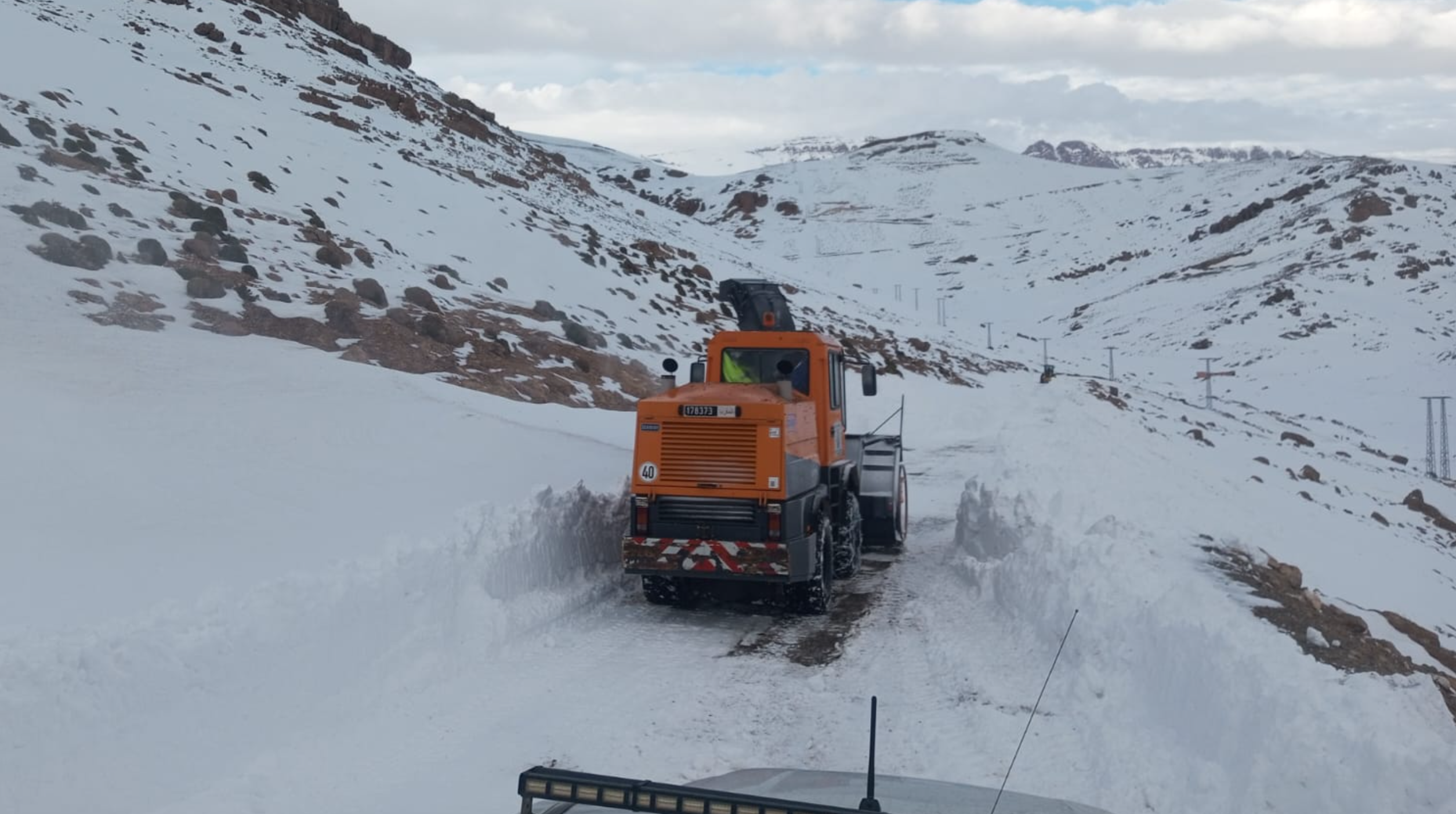 تعبئة شاملة لمواجهة التقلبات المناخية وآثار موجة البرد بإقليم الحاجب