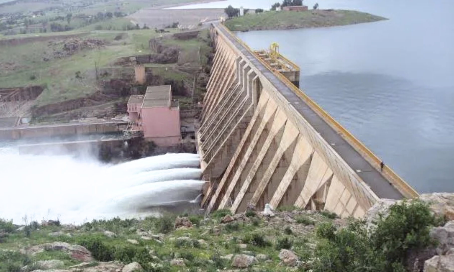 ارتفاع الموارد المائية بعدد من سدود المملكة خلال الـ 48 ساعة الماضية