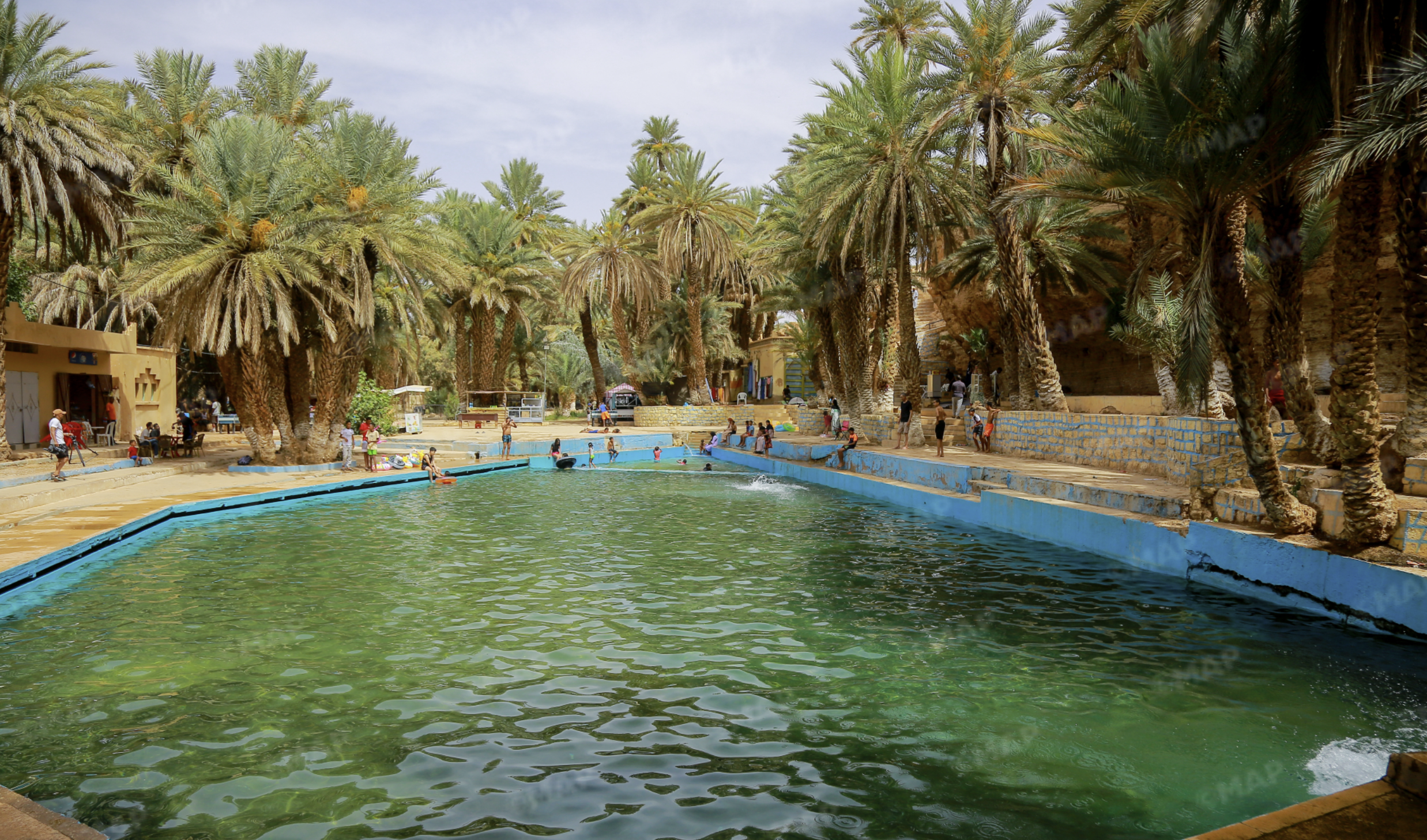 في ظل مشروع مرتقب لتأهيلها.. عودة المياه تعيد الحياة إلى "العين الزرقاء مسكي" بإقليم الرشيدية
