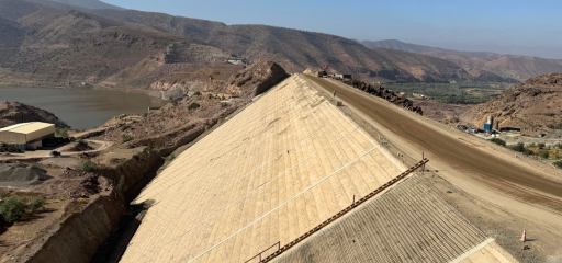 منشأة مائية مهيكلة بحوض سوس ماسة.. تتواصل أشغال تعلية سد المختار السوسي بإقليم تارودانت لتفوق 75%