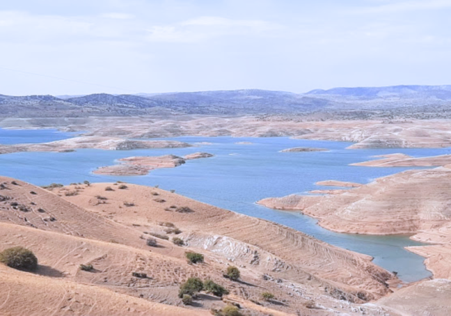 ارتفاع الموارد المائية بعدد من سدود المملكة خلال الـ 24 ساعة الماضية