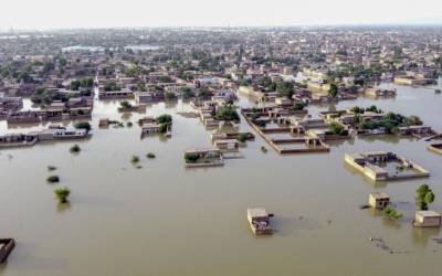 وسط إجلاء آلاف السكان.. فيضانات موسمية مدمّرة تجتاح باكستان وتخلّف خسائر مادية كبيرة 